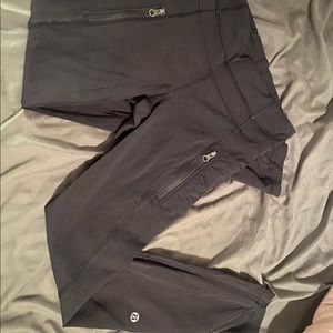 Lululemon leggings!